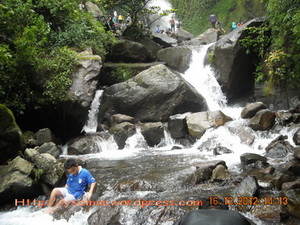 Air Jernih Curug Ciherang