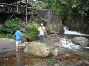 Pondok di Curug Ciherang