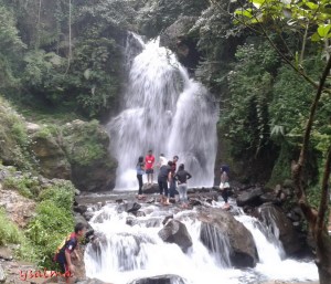 Curug Cipamingkis1