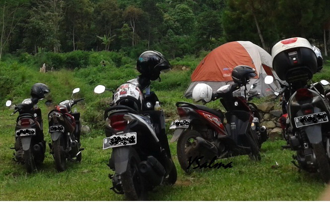 Motor di parkir seperti ini seperti menggoda ya?