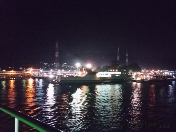 Catatan Mudik 2016 Merak Malam Hari