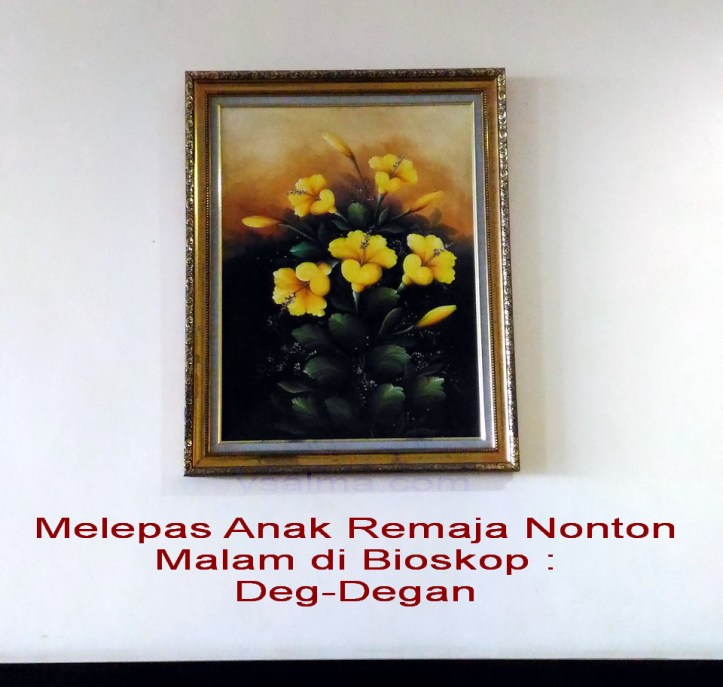 Melepas Anak Remaja Nonton Malam di Bioskop