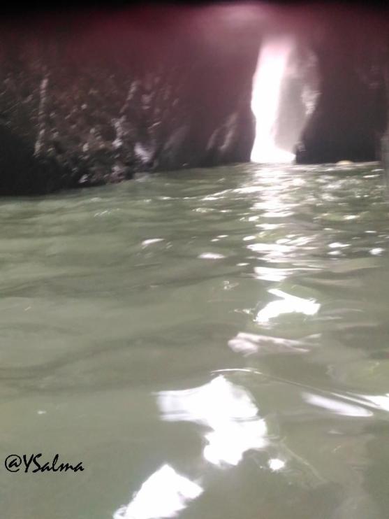 Curug Tersembunyi di Balik Bebatuan Green Canyon Karawang_YSalma