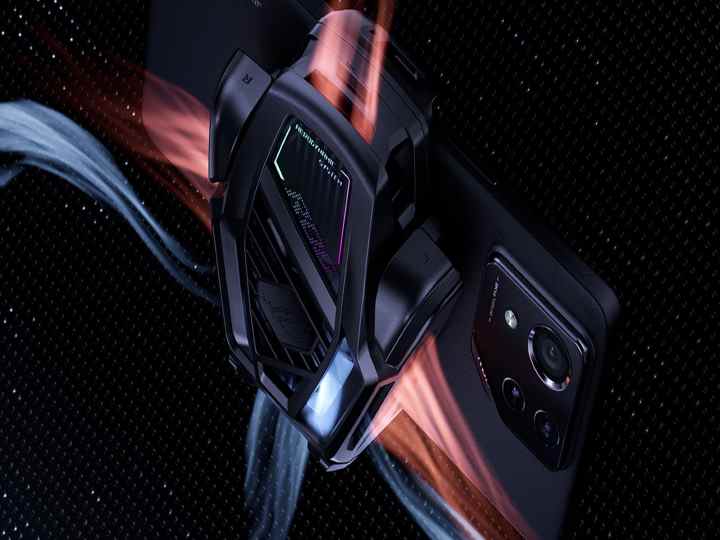 ASUS ROG Phone 8 aeroactive cooler